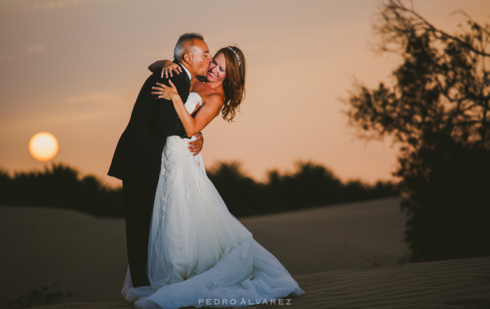 Fotos de post boda en las dunas de Maspalomas Gran Canaria