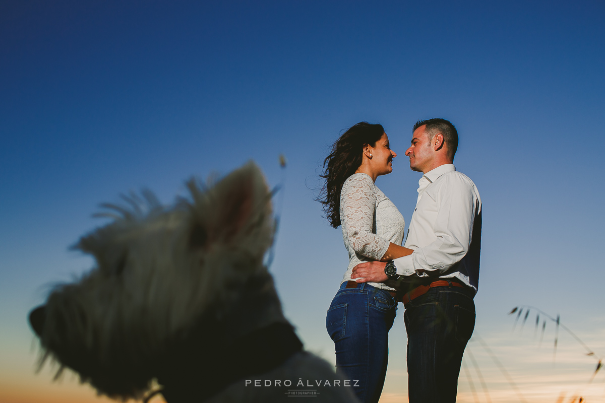 Fotografía de pre boda y mascotas en Las Palmas de Gran Canaria