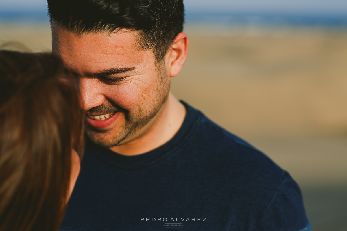 Sesión de fotos de pre boda en las Dunas de Maspalomas