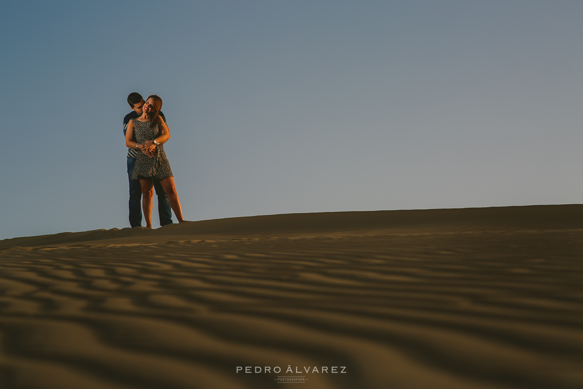 Sesión de fotos de pre boda en las Dunas de Maspalomas