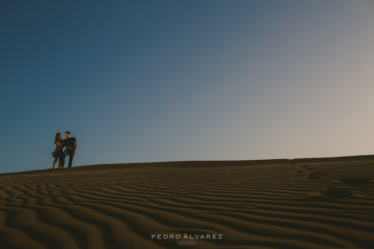 Sesión de fotos de pre boda en las Dunas de Maspalomas