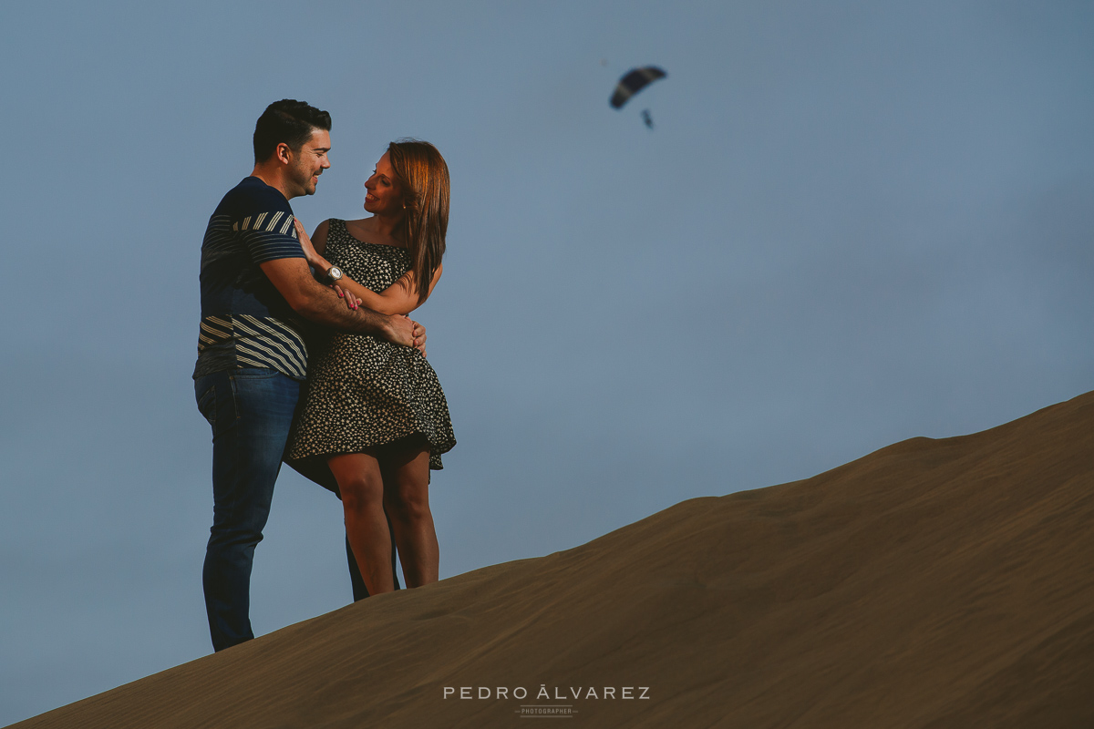 Sesión de fotos de pre boda en las Dunas de Maspalomas