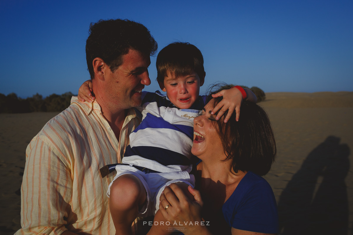 Sesiones de fotos de familia divertidas en Canarias