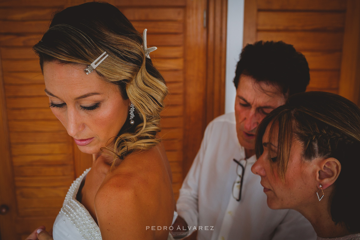 Fotos de bodas en la playa de Famara Lanzarote