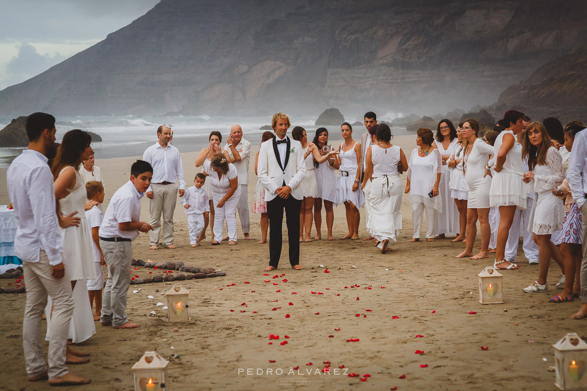 Fotógrafos de bodas en Lanzarote fotos bodas en la playa Canarias 