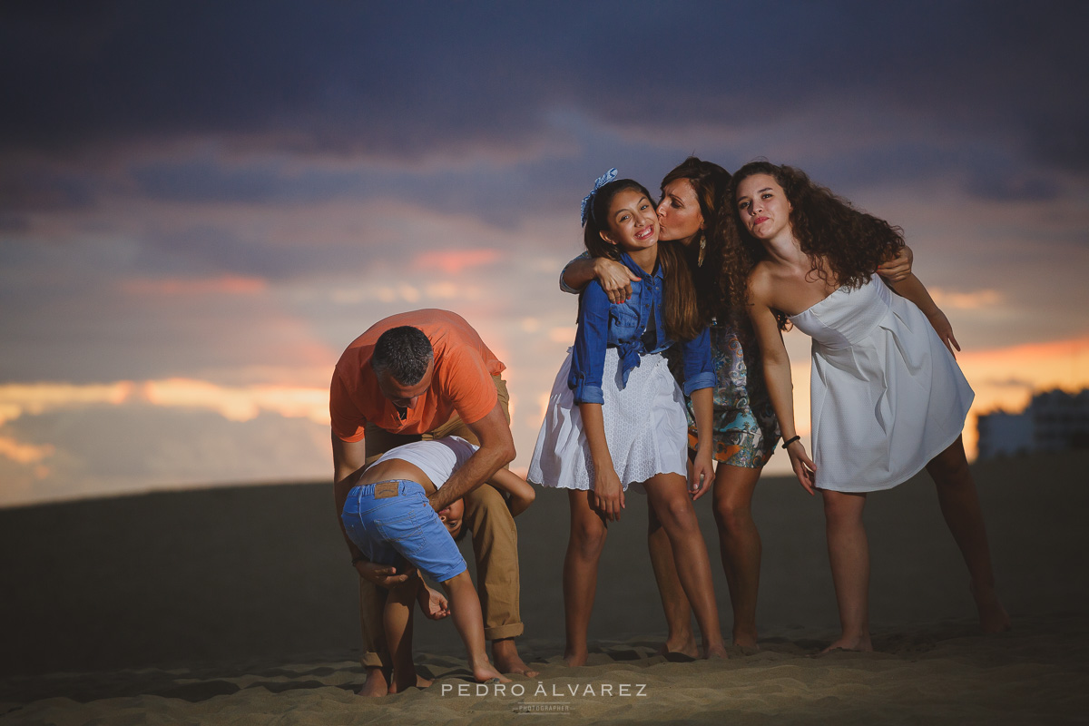 Fotografos de familia Dunas de Maspalomas Gran Canaria fotos familia