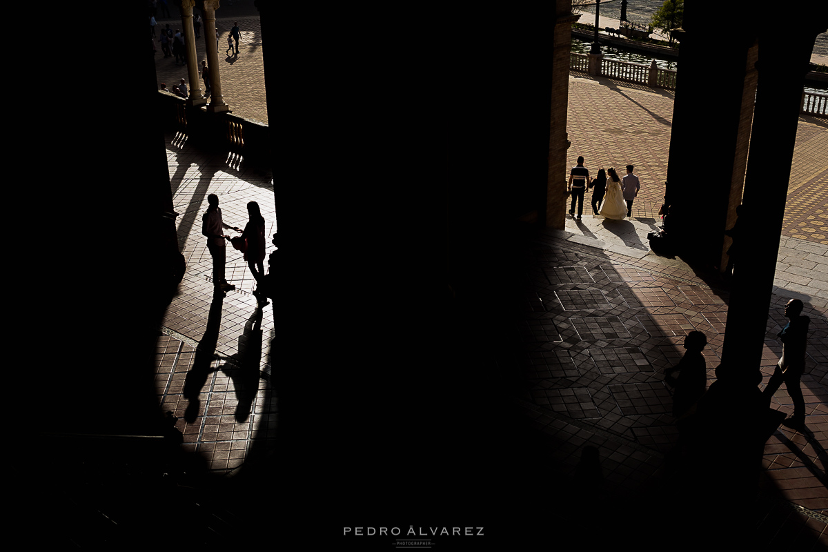 Fotógrafos de boda en Sevilla plaza de España