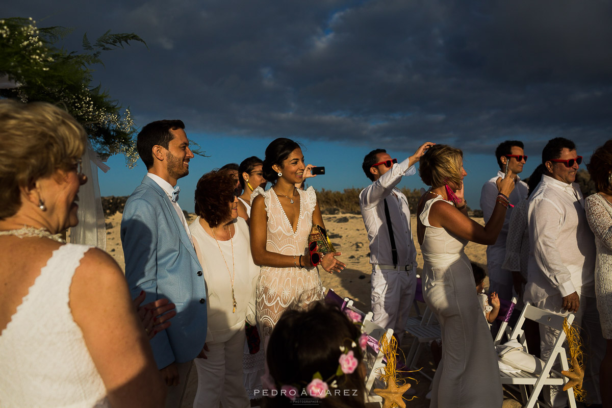 Fotógrafos de bodas ibicencas en Fuerteventura