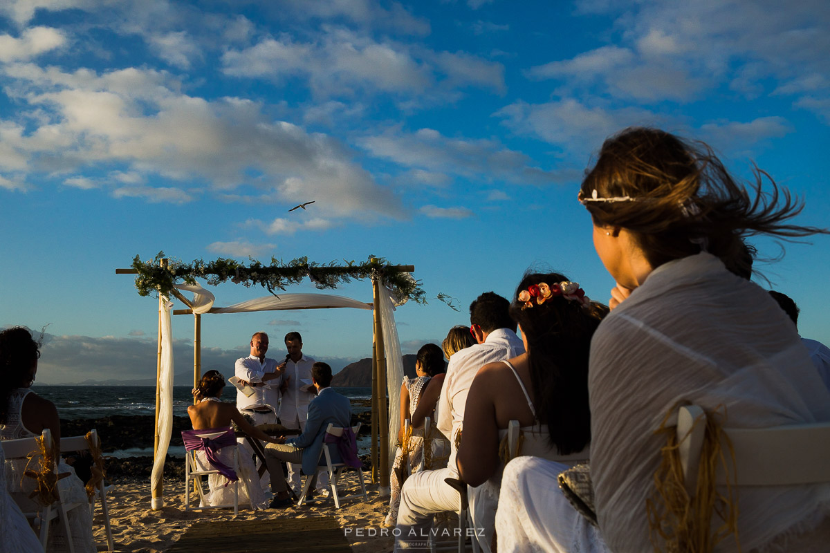 Fotos de Bodas ibicencas en la playa