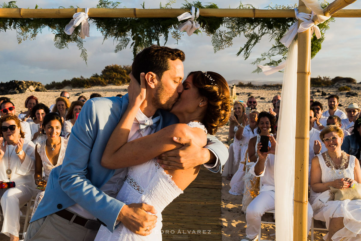 Fotógrafos de boda en Fuerteventura, fotos bodas playas fuerteventura