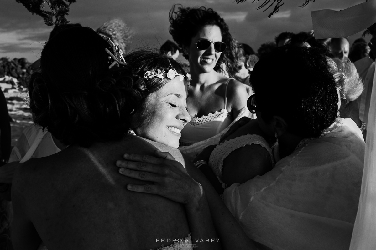 Fotos de Bodas ibicencas en la playa