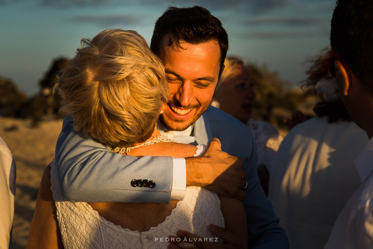 Fotos de Bodas ibicencas en la playa