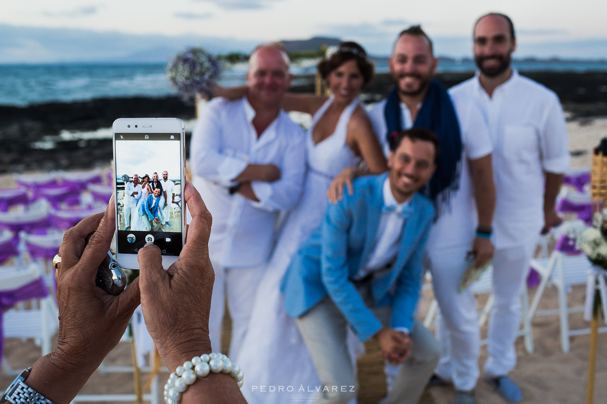 Fotógrafos de boda ibicenca en Fuerteventura