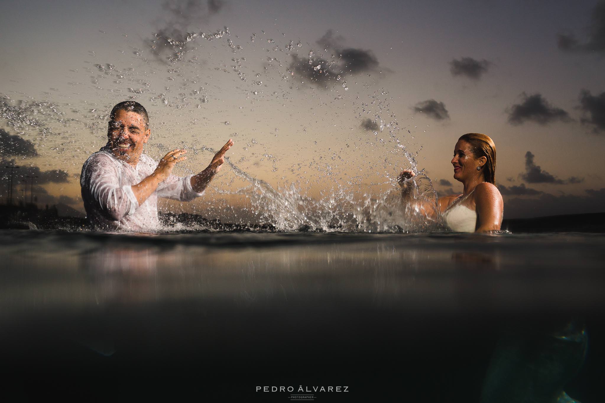 Sesión de fotos post boda y post boda acuática en Gran Canaria