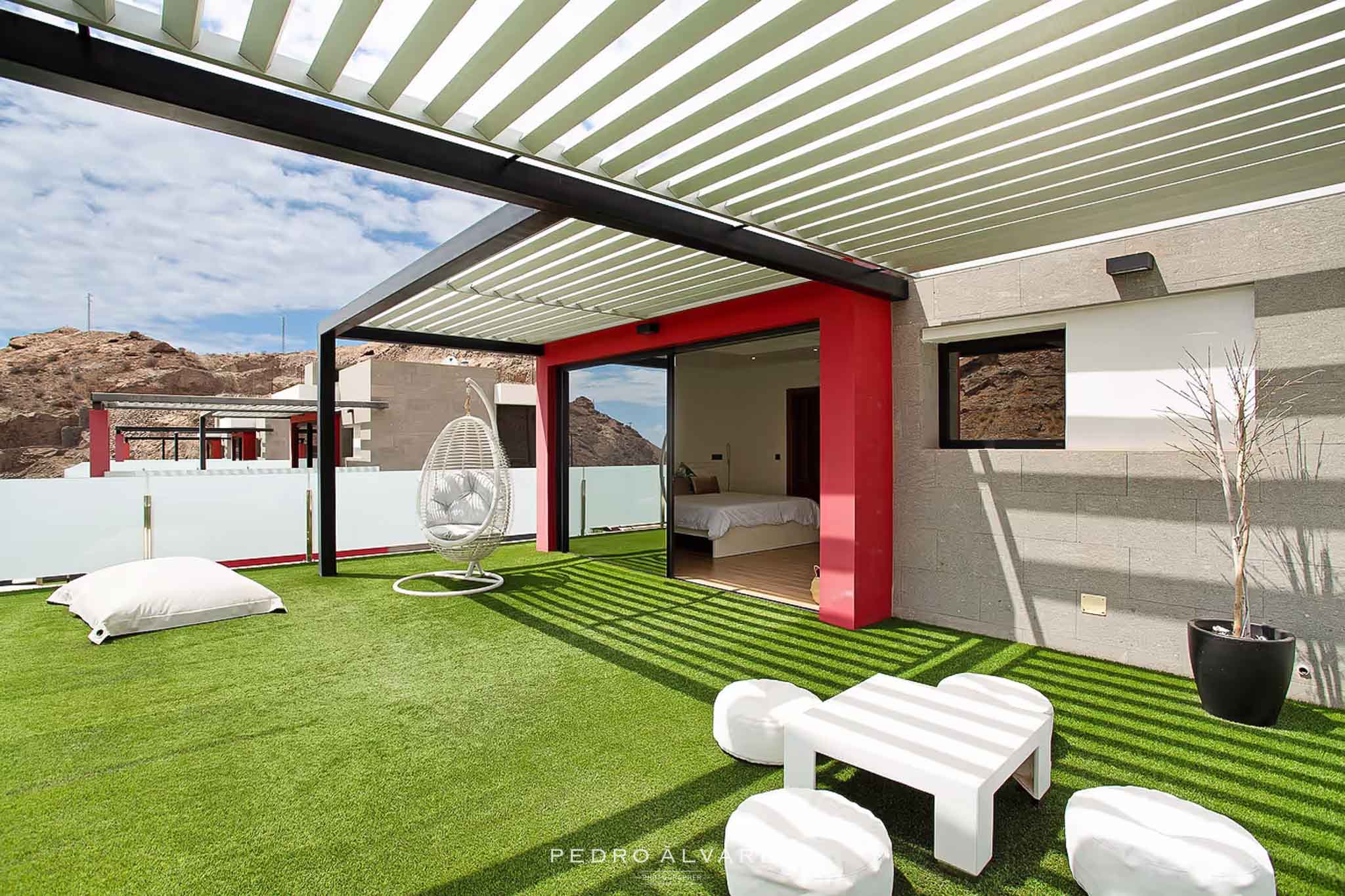 Fotografía de interiorismo, vivienda vacacional y arquitectura Fotografía de vivienda vacacional con terraza exterior en Gran Canaria